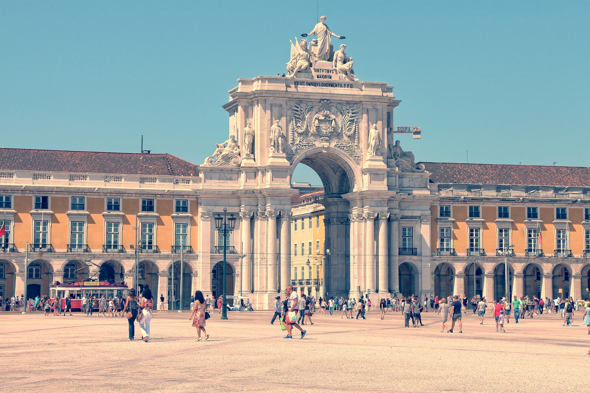 Lisboa, a Cidade das Sete Colinas” com Prof. José Manuel Tedim