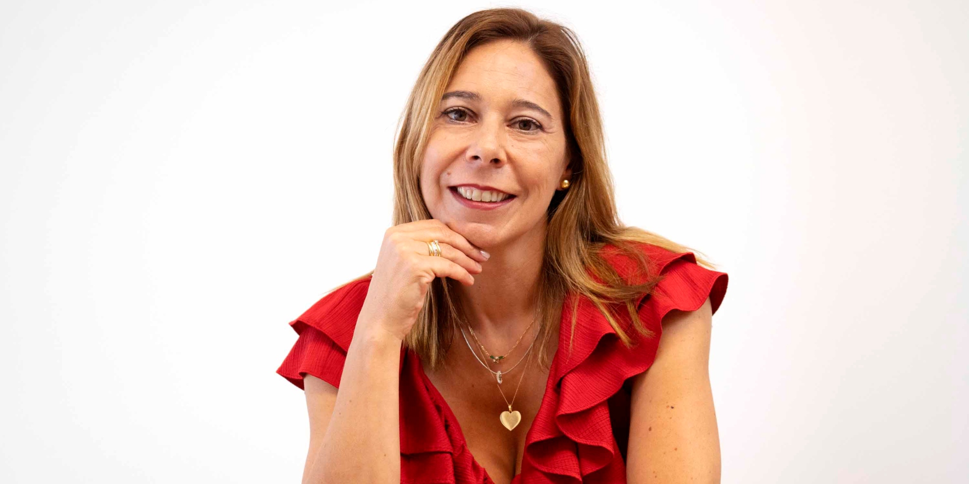 Presentation of the book "Juega" by Raquel Hermida
