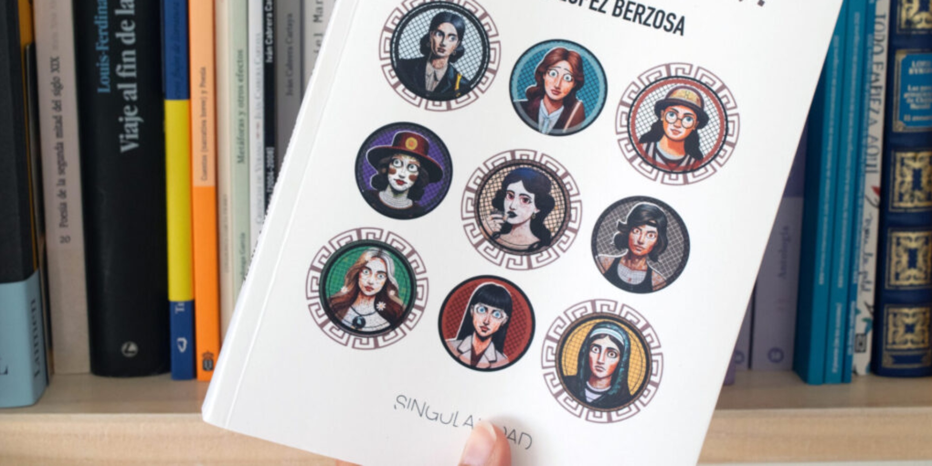 Jesús López Berzosa firma sus libros 'La musa que nos parió' y 'El sacrificio de Hécate'