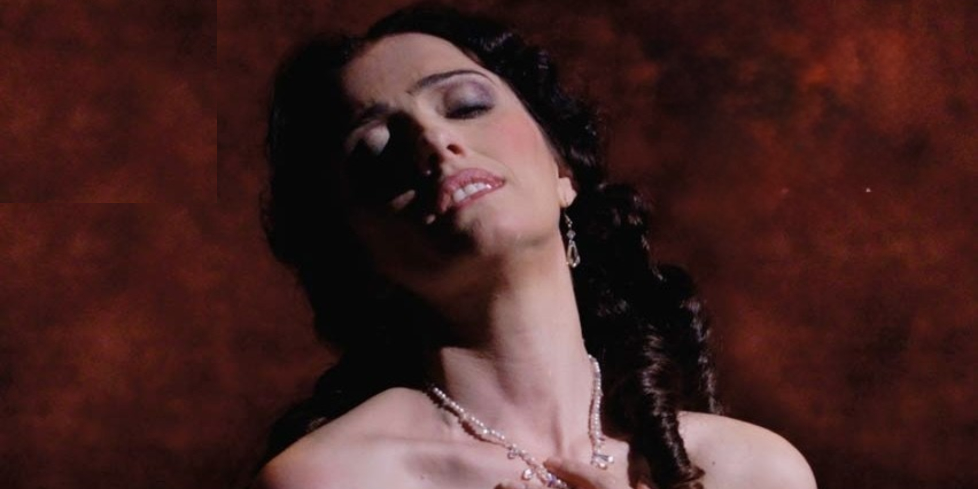 Screening of VERDI'S LA TRAVIATA by RICHARD EYRE