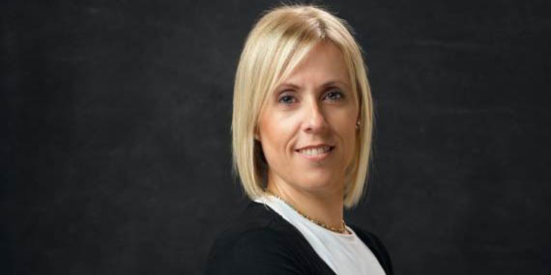 Ane Odriozola presenta su nuevo libro 'Al subir la marea'