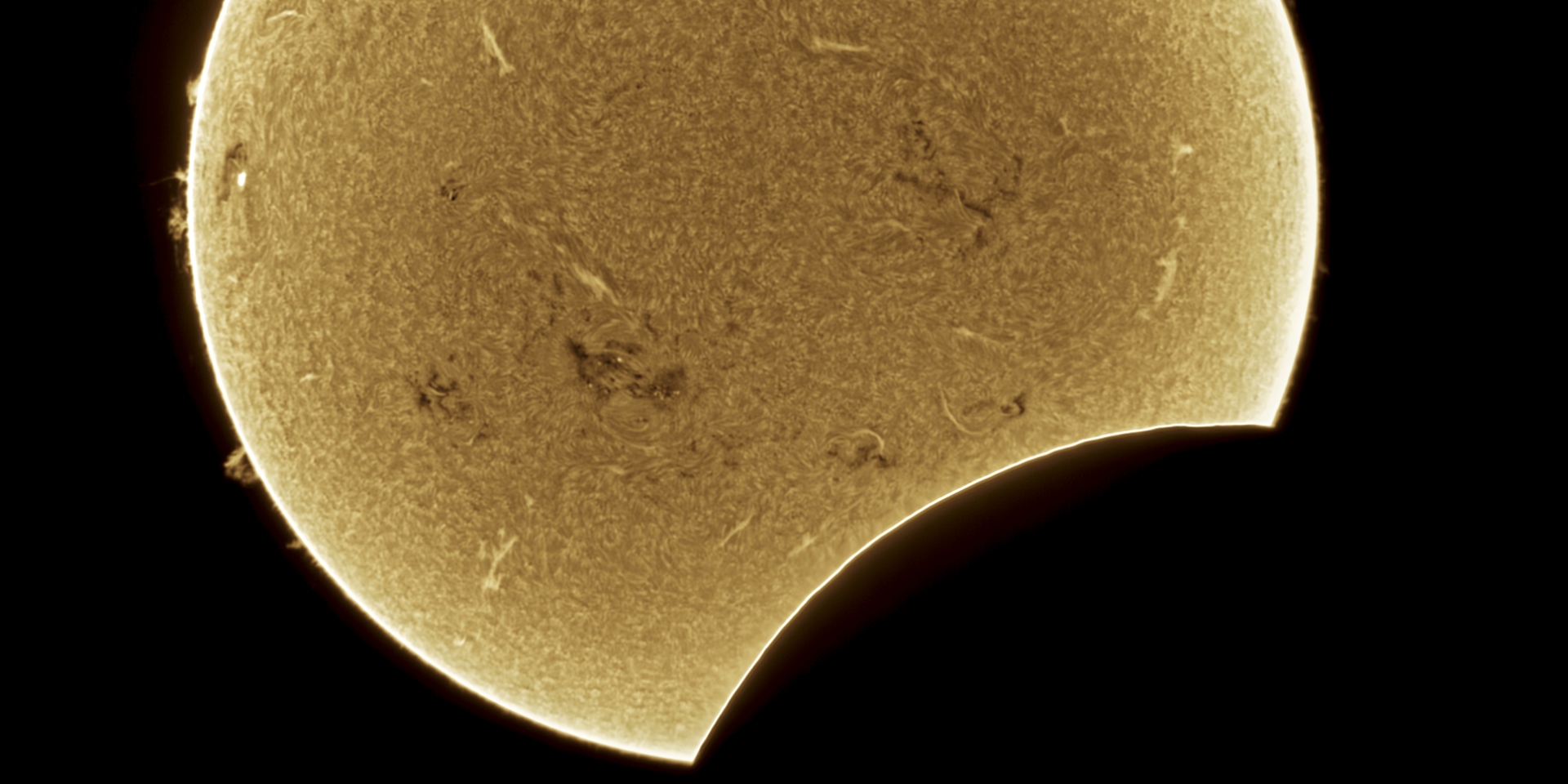 Conferencia:  “Cuando el día se hace noche: los grandes eclipses solares que vivirá España”