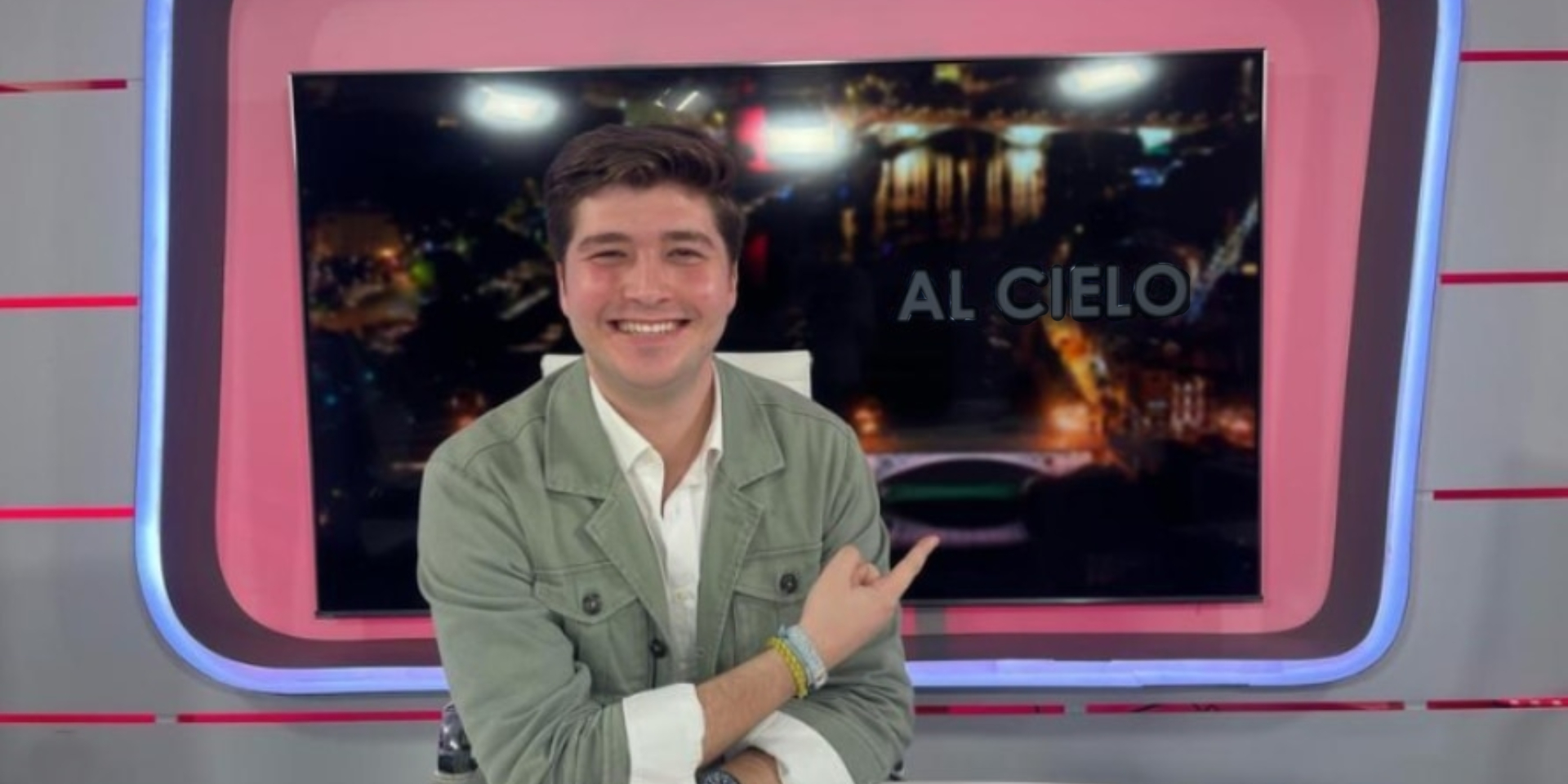 Entrega del programa de mano "Al Cielo"