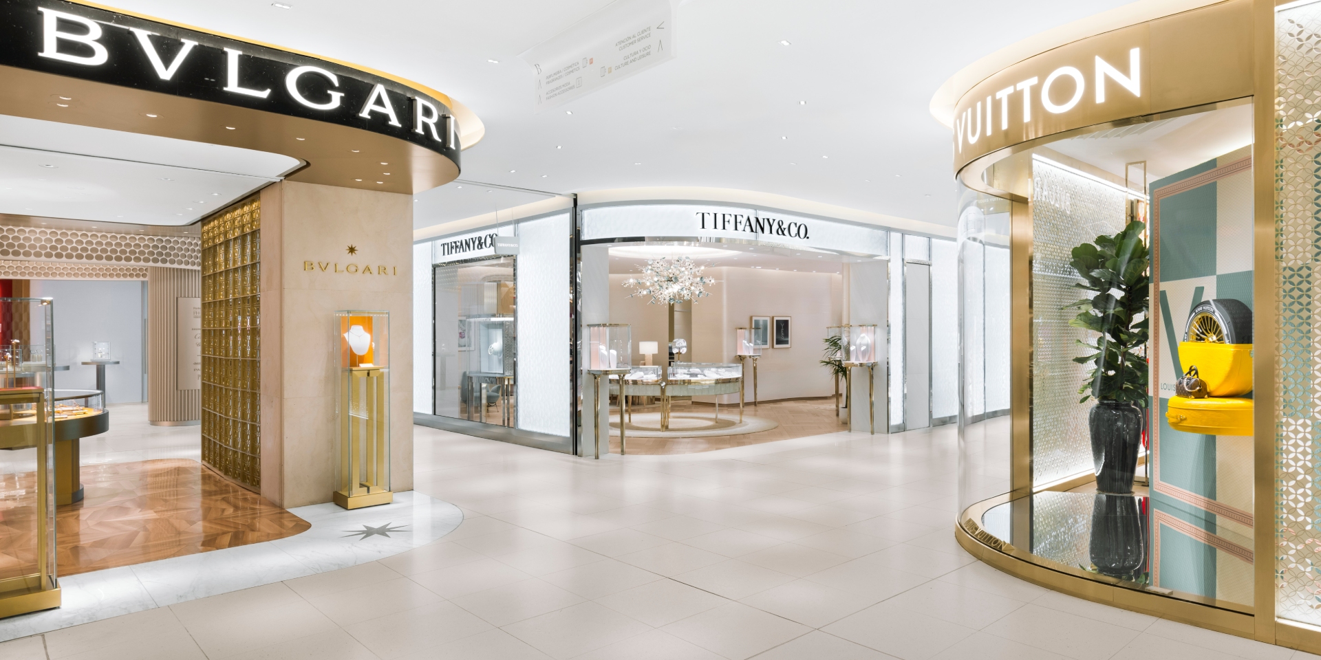 THE LUXURY EXPERIENCE